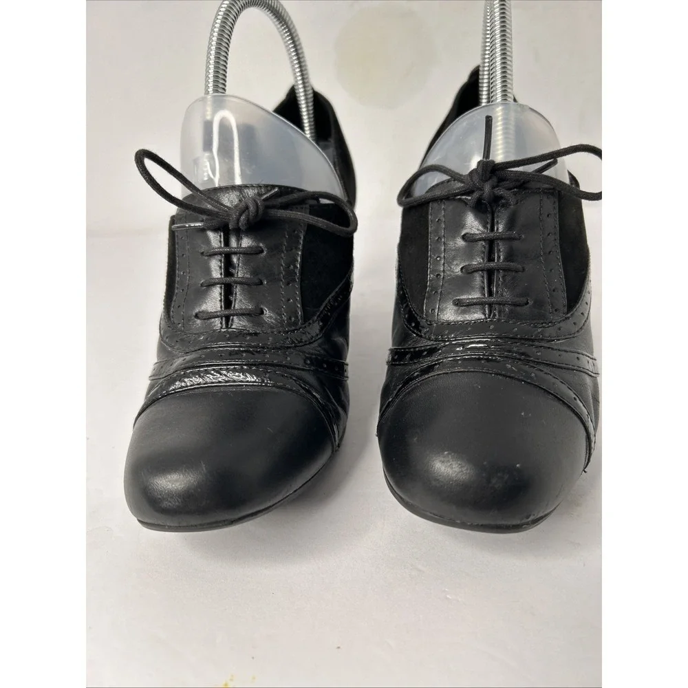Clark's Artisan Women's Heels  With Laces Sz 8.5 M‎ Black
